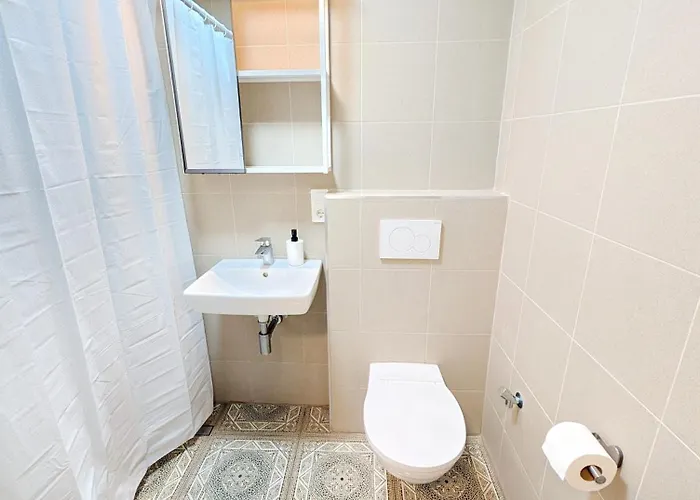Apartment Elegant In Prime Location